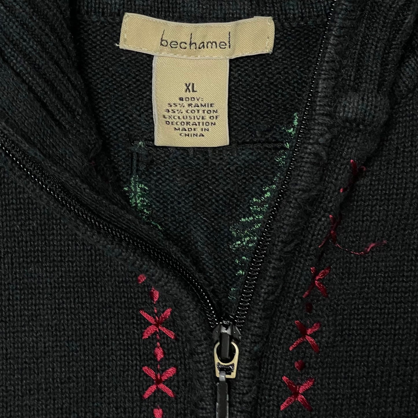 HOLIDAY ZIP UP - WOMEN’S XL