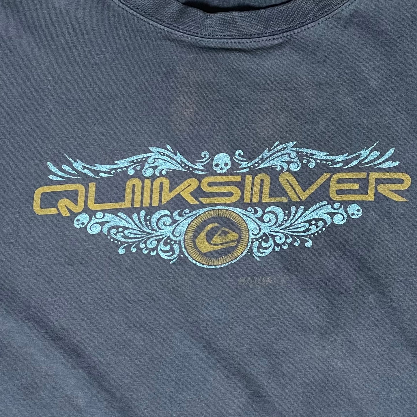 Y2K QUIKSILVER T SHIRT - XL