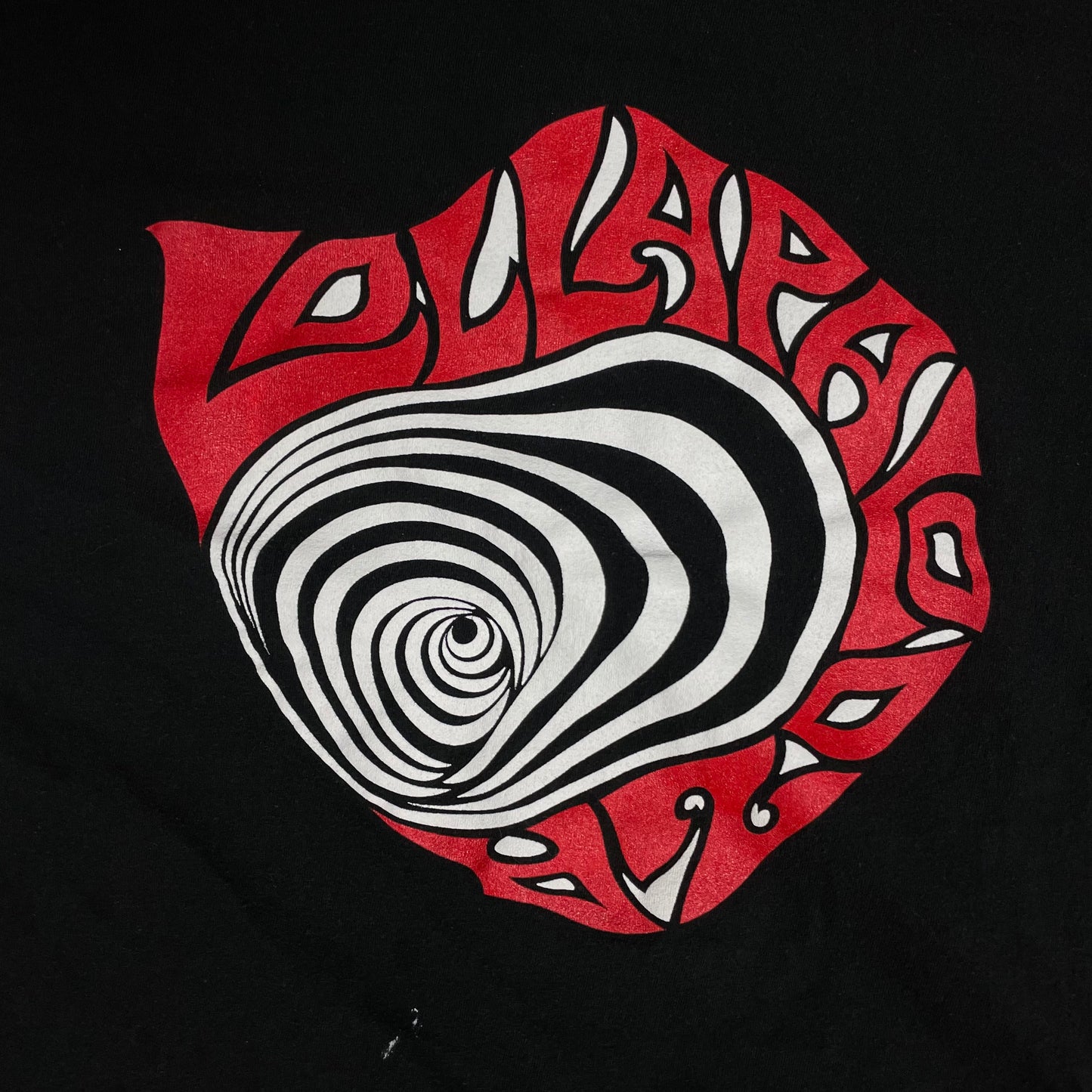 2011 LOLLAPALOOZA T SHIRT - M