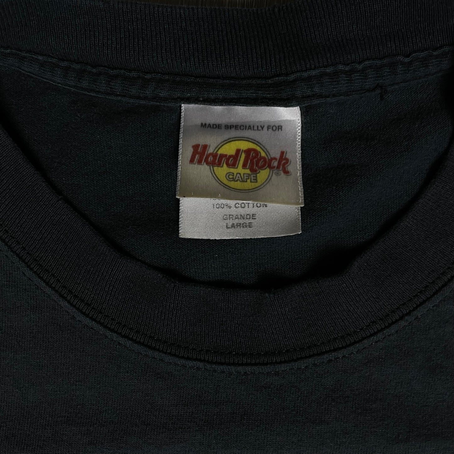 VINTAGE HARD ROCK CAFE T SHIRT - L