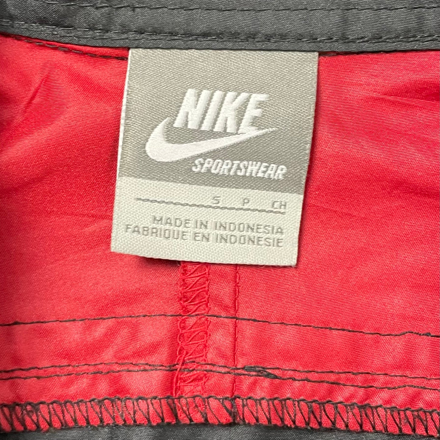 VINTAGE NIKE FULL ZIP LIGHTWEIGHT JACKET - S