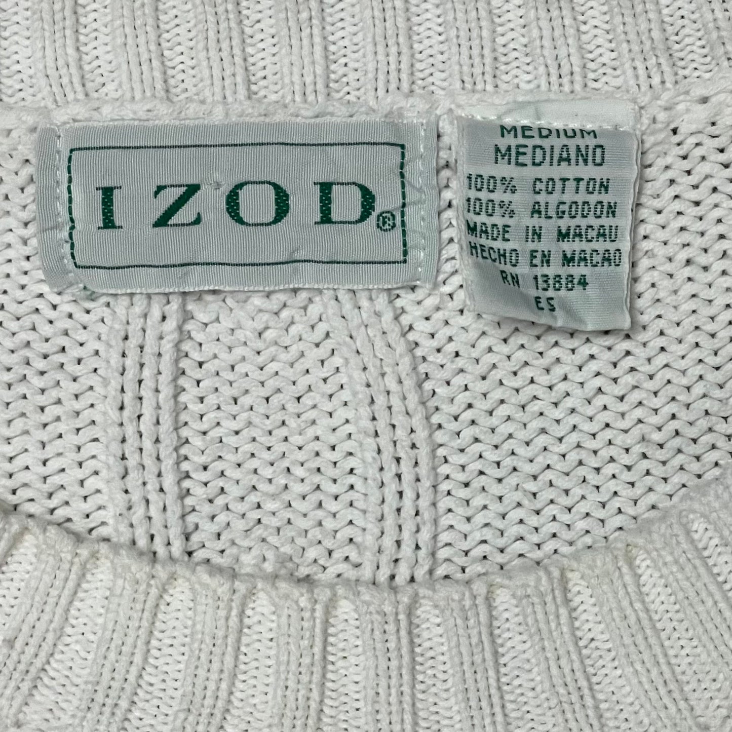 VINTAGE IZOD WHITE CABLE KNIT SWEATER - M