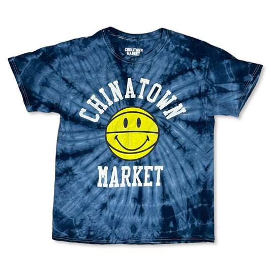 CHINATOWN MARKET SMILEY BASKETBALL T SHIRT - L