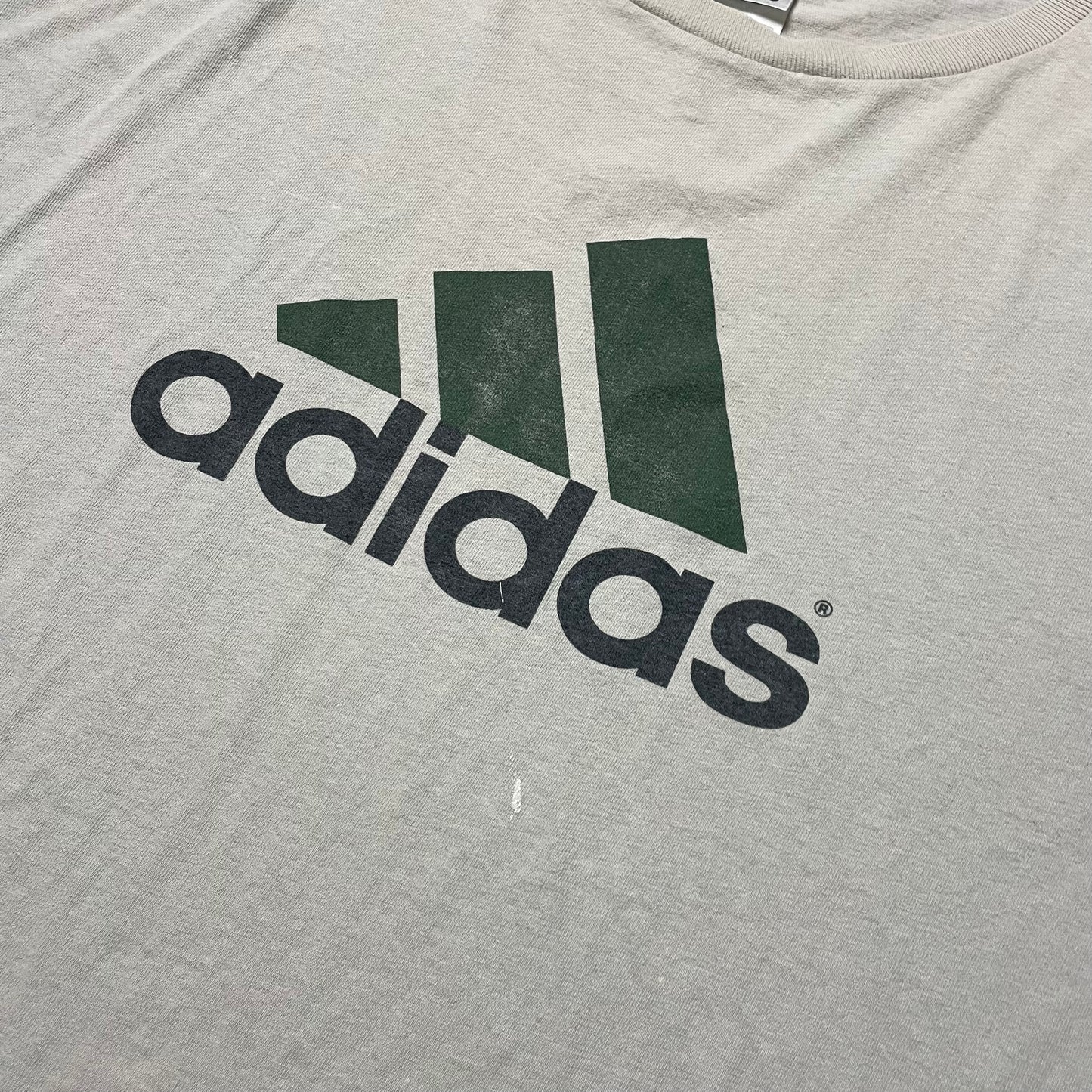 VINTAGE ADIDAS LOGO T SHIRT - XXL