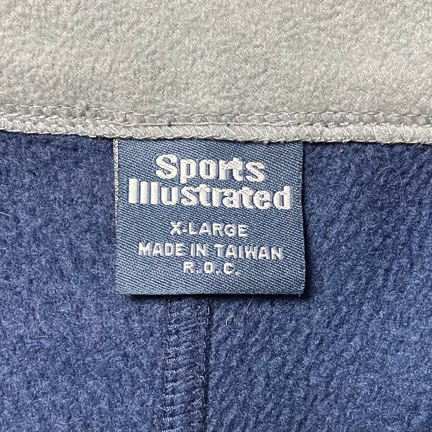 SPORTS ILLUSTRATED QUARTER ZIP FLEECE - XL