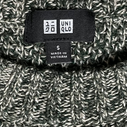 UNIQLO KNIT SWEATER - S