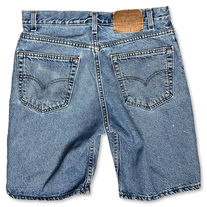 VINTAGE 2001 LEVI’S 505 JORTS - 32x9