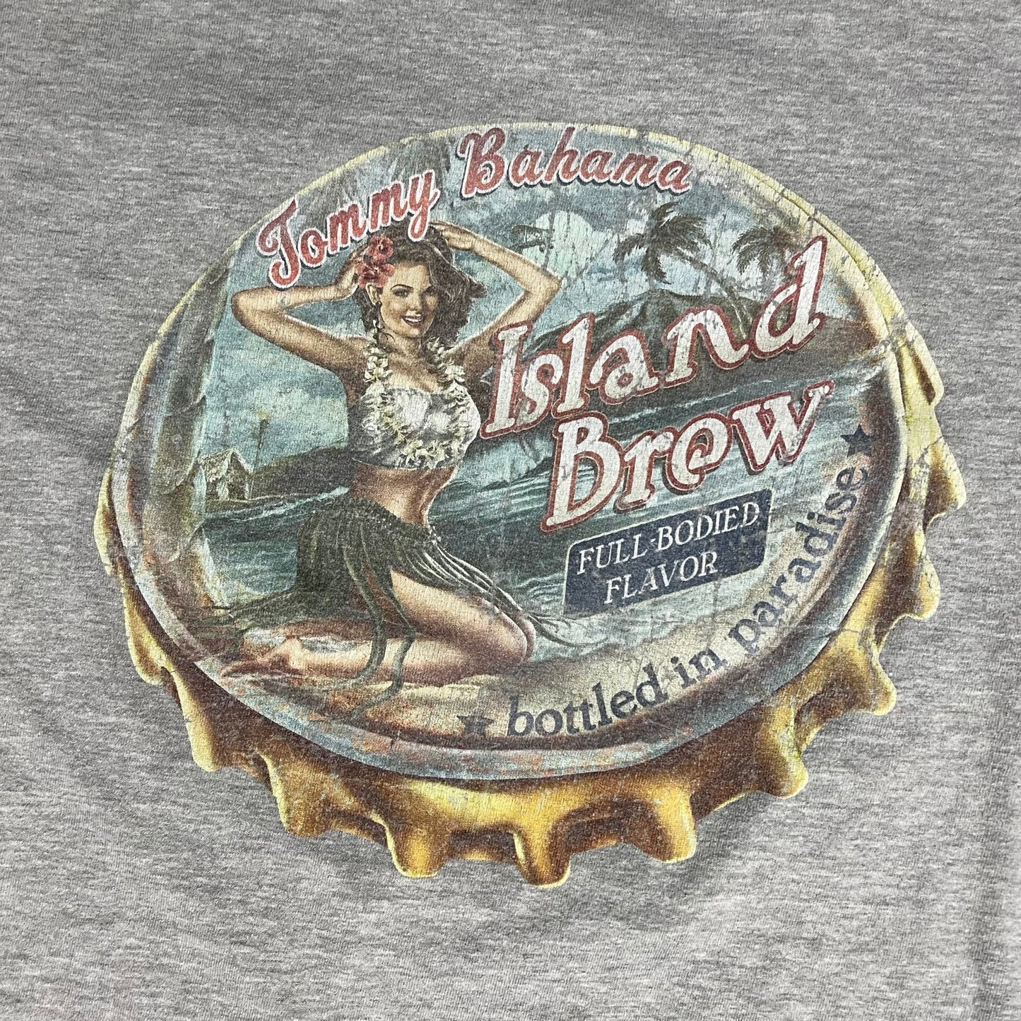 TOMMY BAHAMA ISLAND GIRL BEER T SHIRT - L