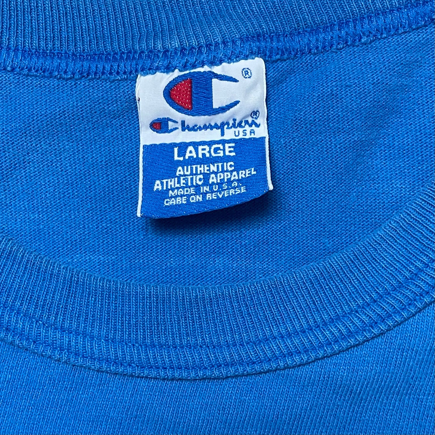 VINTAGE 90s CHAMPION T SHIRT - L