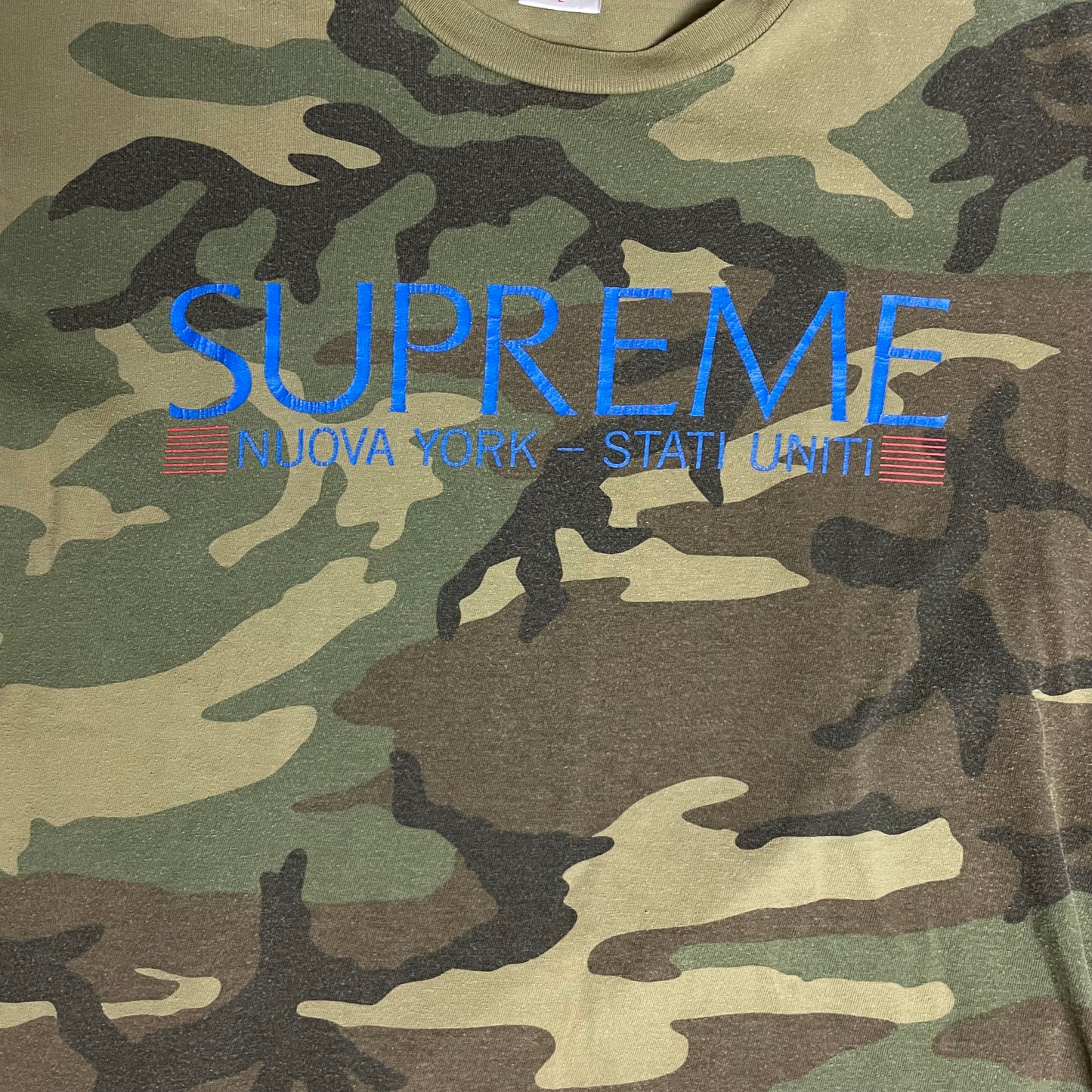 SUPREME NUOVA YORK CAMO T SHIRT - L