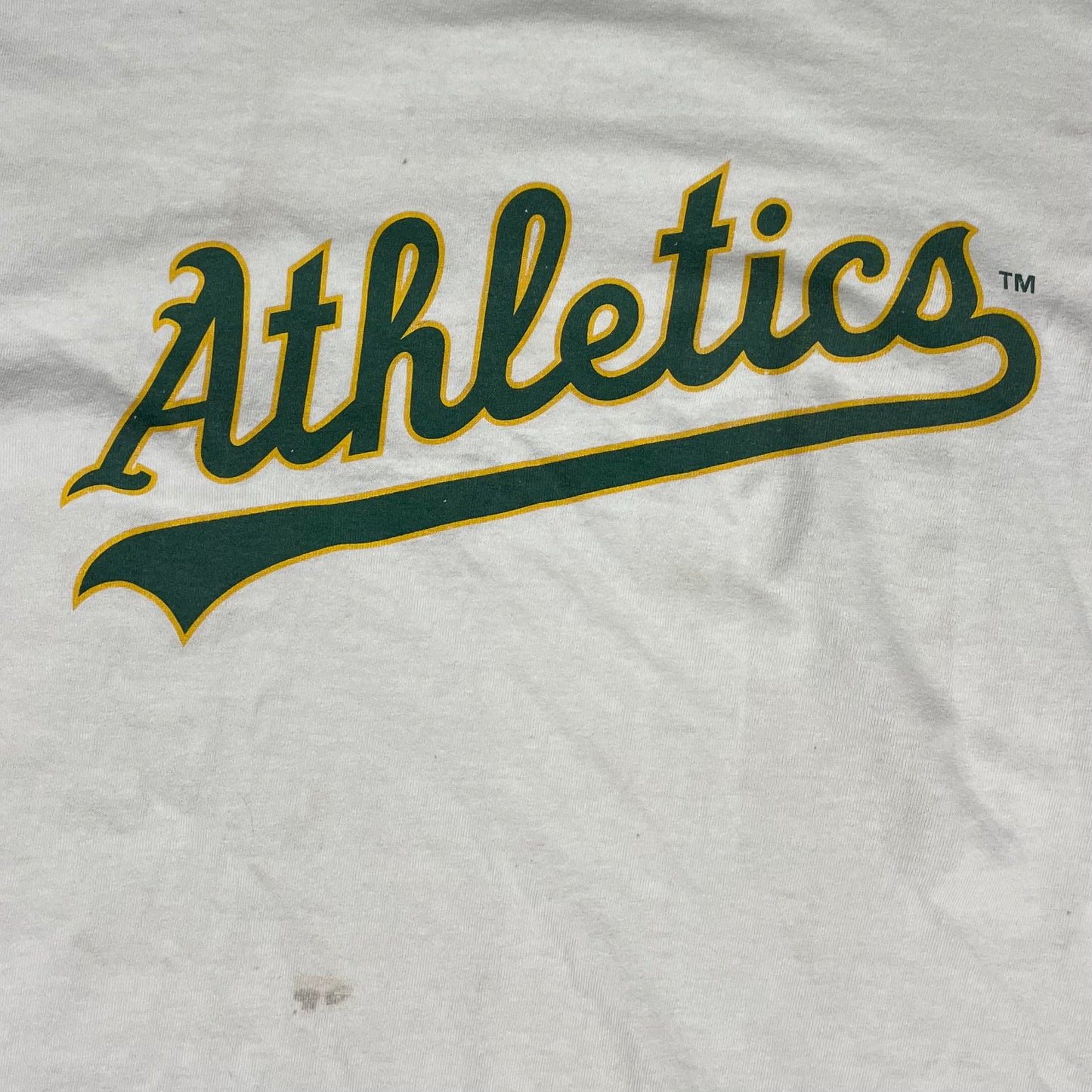 VINTAGE ATHLETICS T SHIRT - L