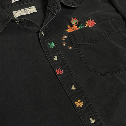 VINTAGE 90s EMBROIDERED FALL FLANNEL - L